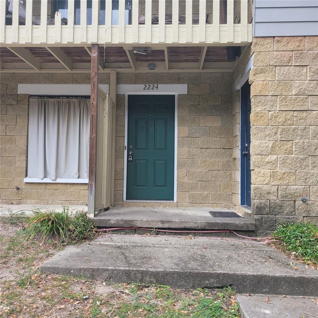 Photo of 2224 SW 39th Drive, Gainesville, FL 32607 (MLS # TB8445461)