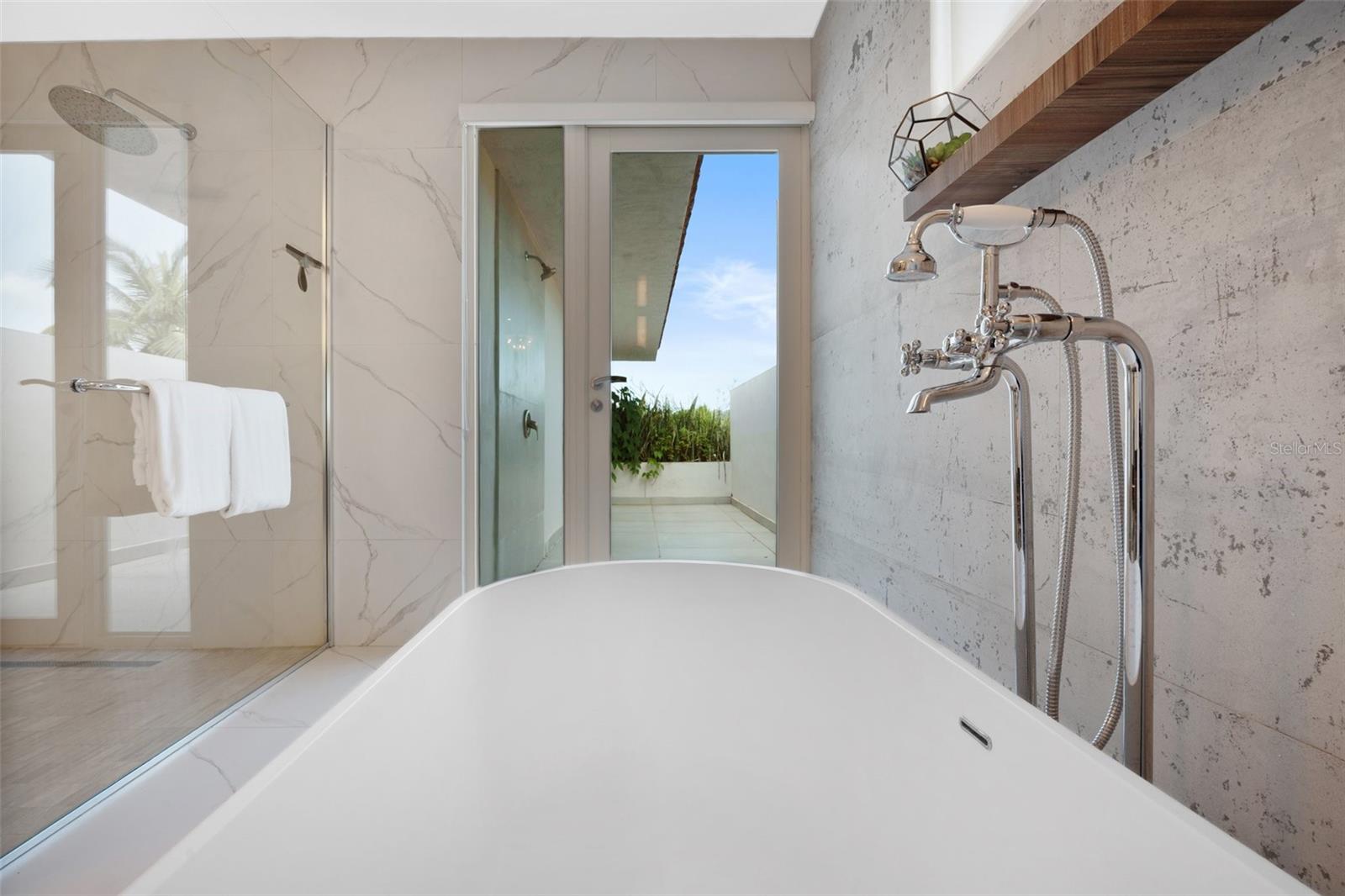 DORADO BEACH EAST - Residential