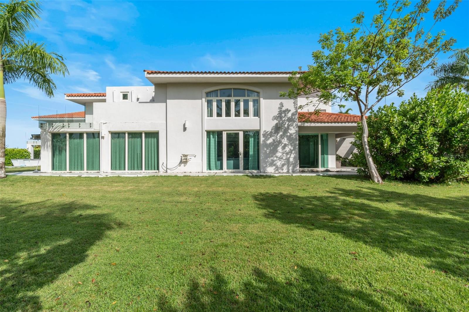 DORADO BEACH EAST - Residential