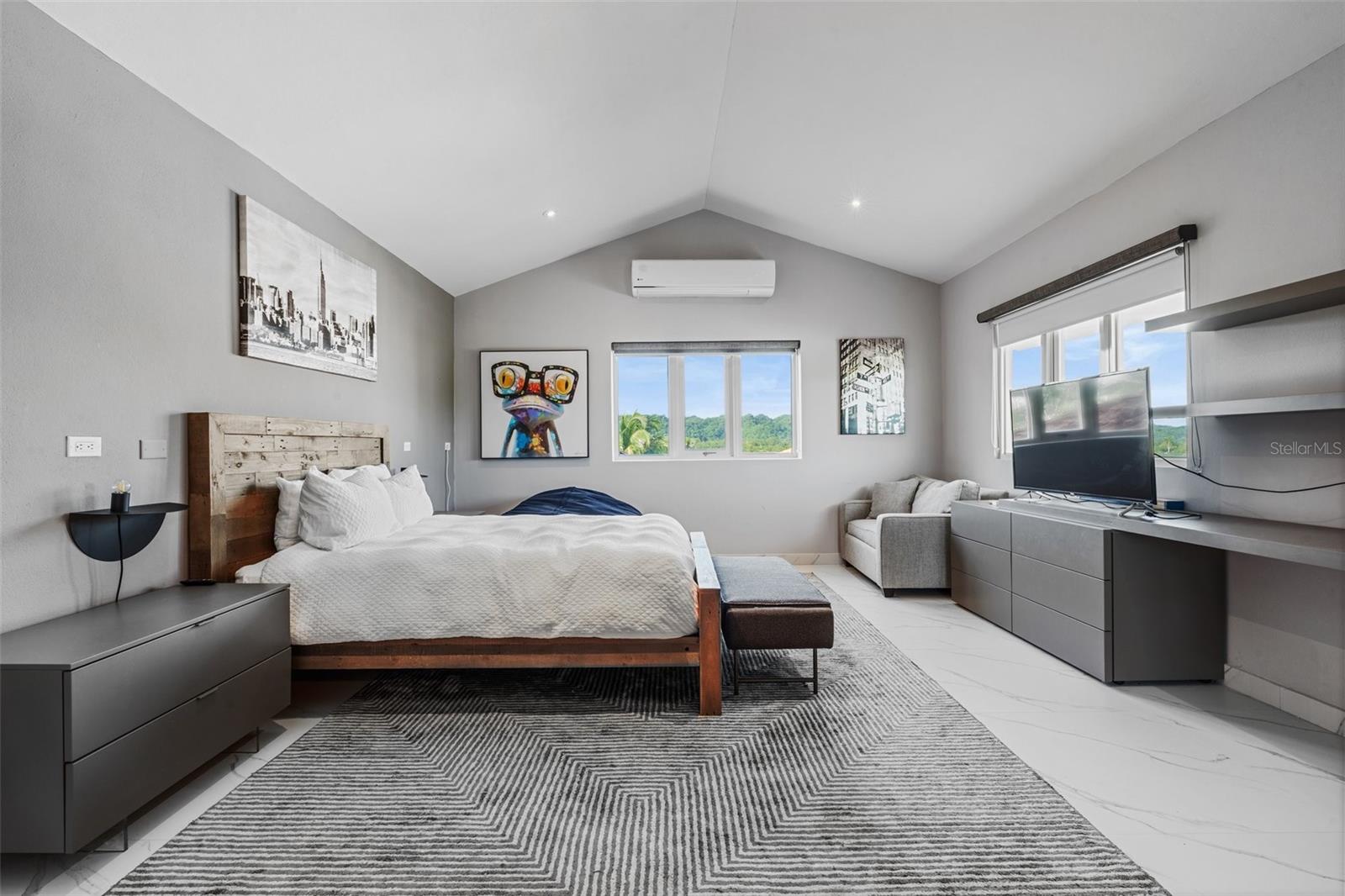 DORADO BEACH EAST - Residential