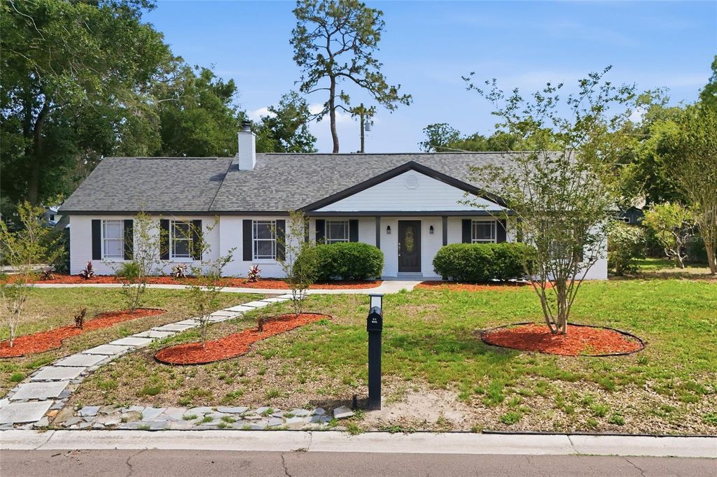 Photo of 1401 Andrea Court, Brandon, FL 33511 (MLS # TB8511371)