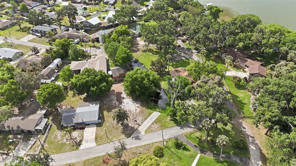 Photo of 10829 Margaret Drive, Tavares, FL 32778 (MLS # OM721527)