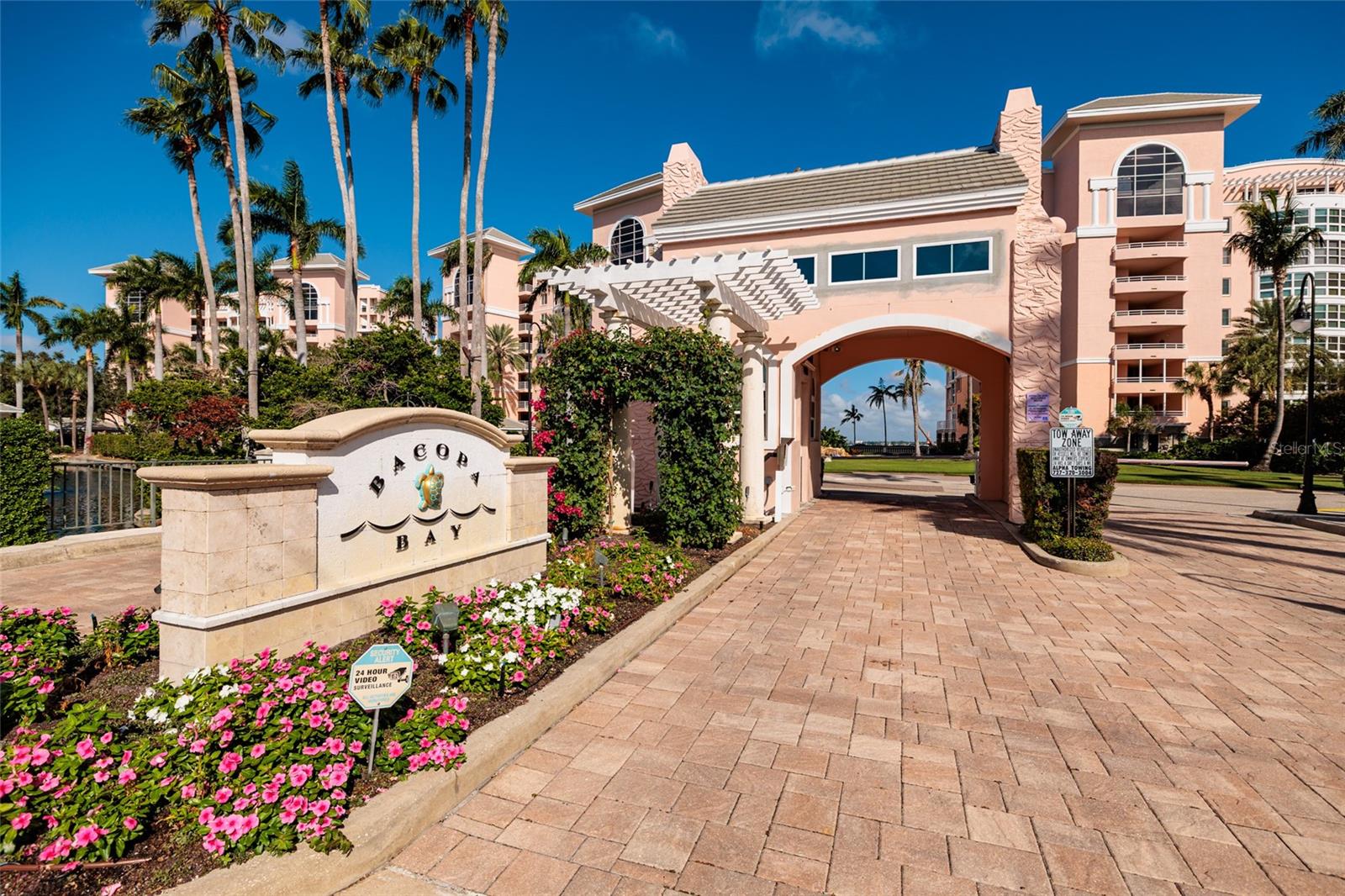 BACOPA BAY CONDO - Residential