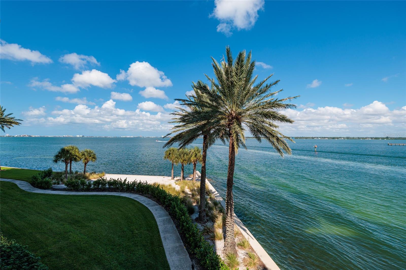 BACOPA BAY CONDO - Residential