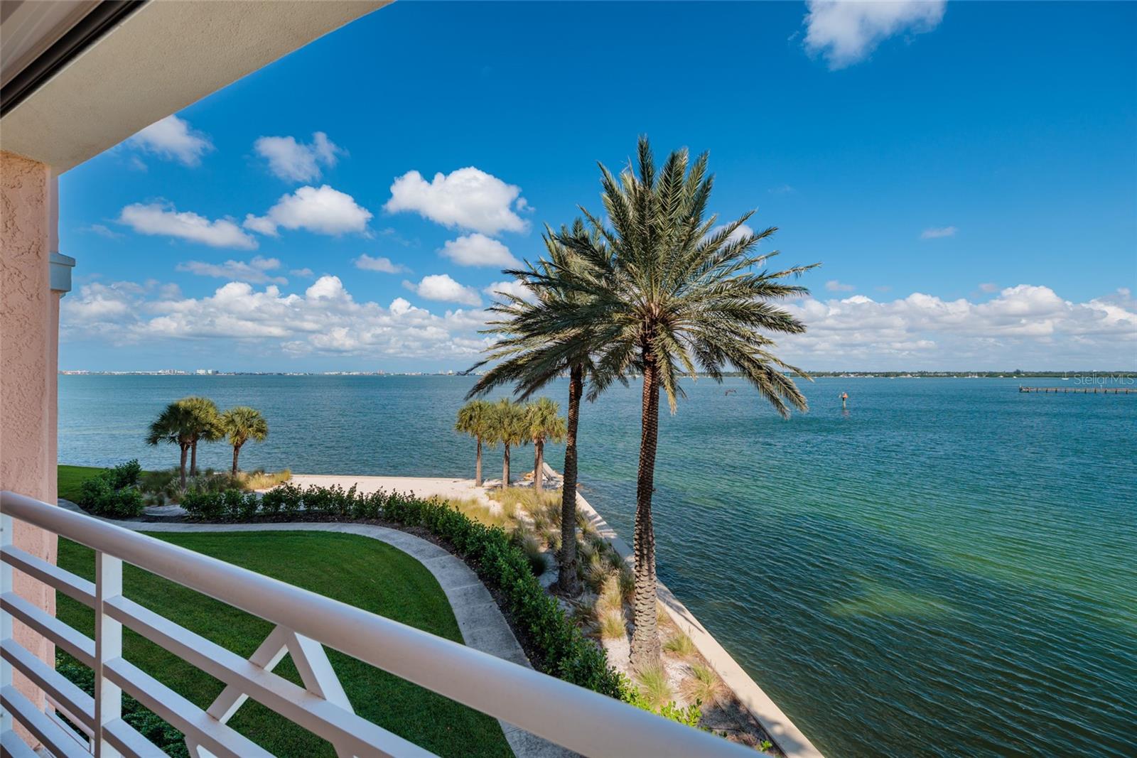 BACOPA BAY CONDO - Residential