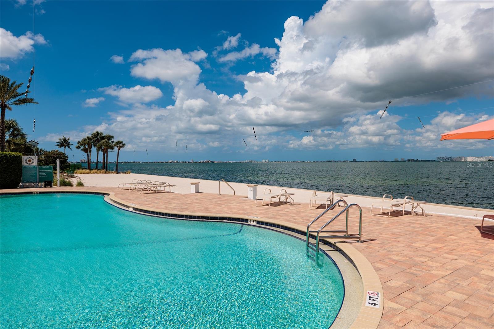 BACOPA BAY CONDO - Residential