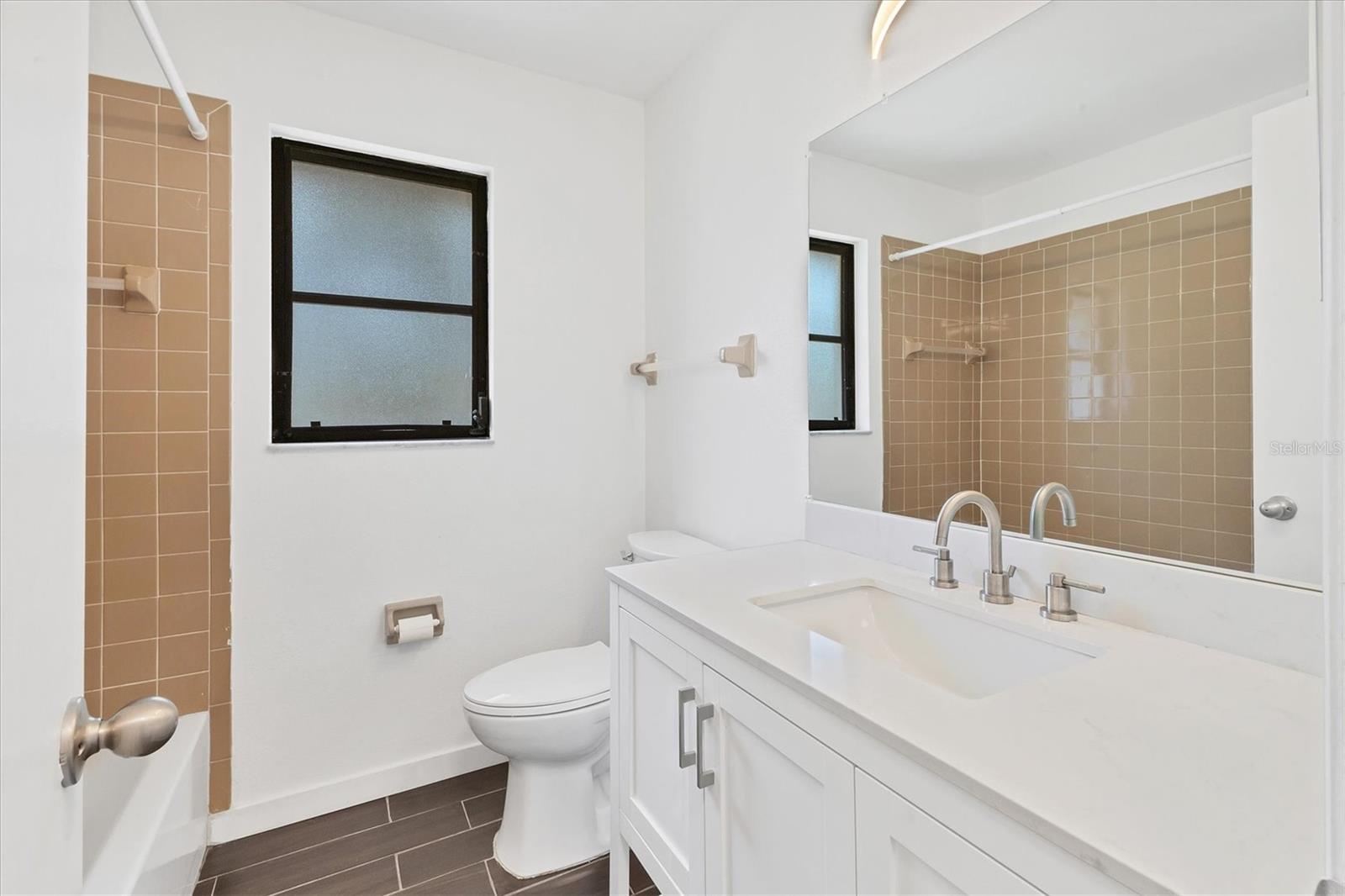 ROTONDA WEST OAKLAND HILLS - Residential Income