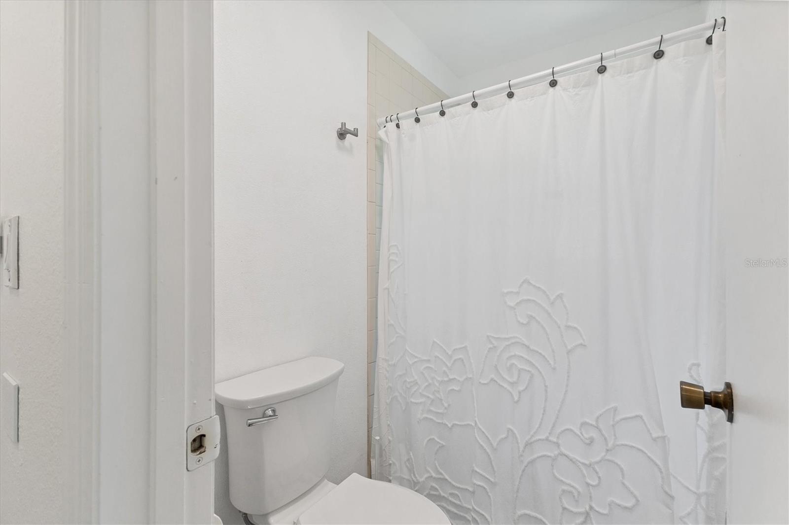 ROTONDA WEST OAKLAND HILLS - Residential Income