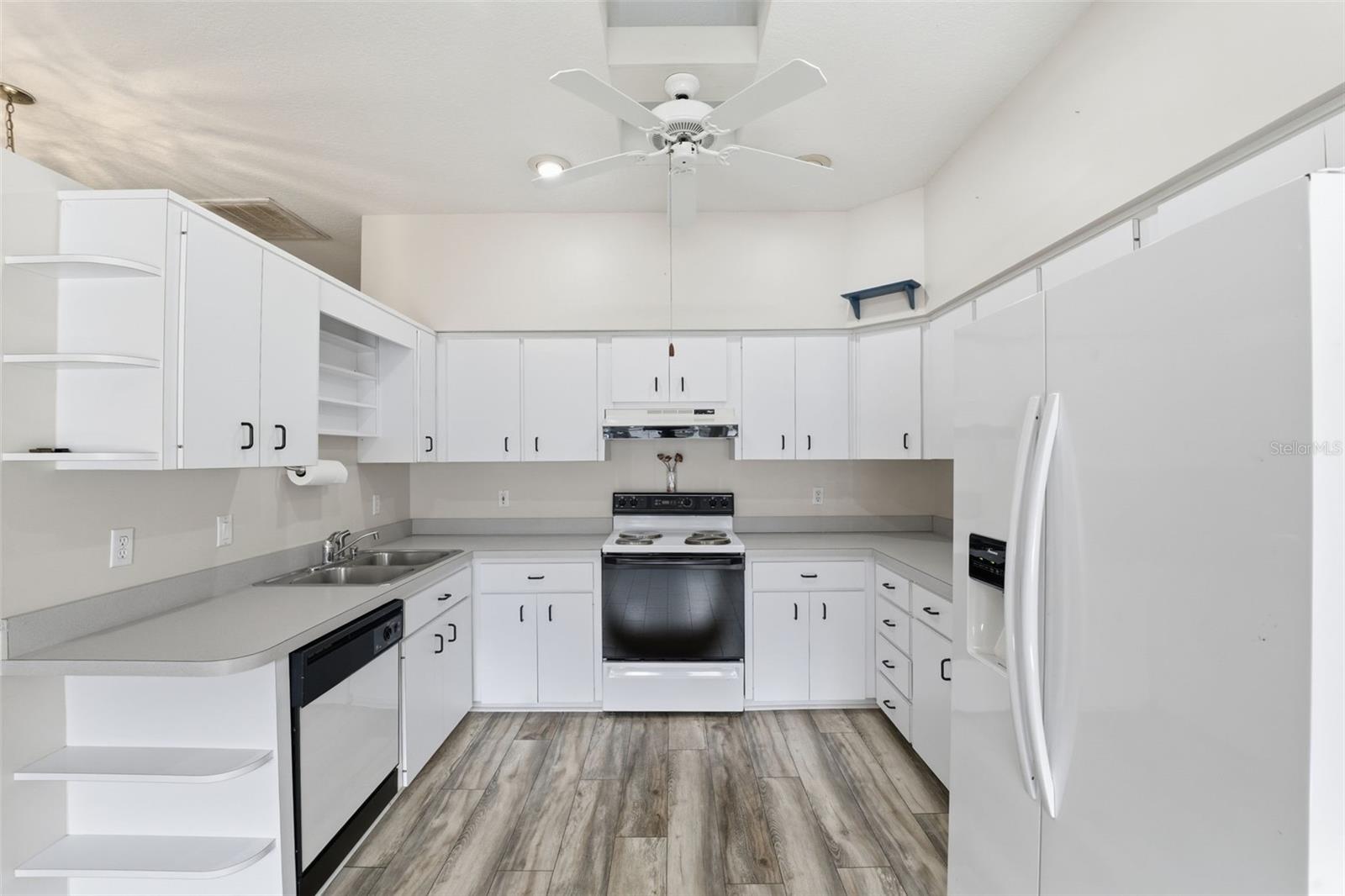 ROYAL OAKS SECOND ADD - Residential