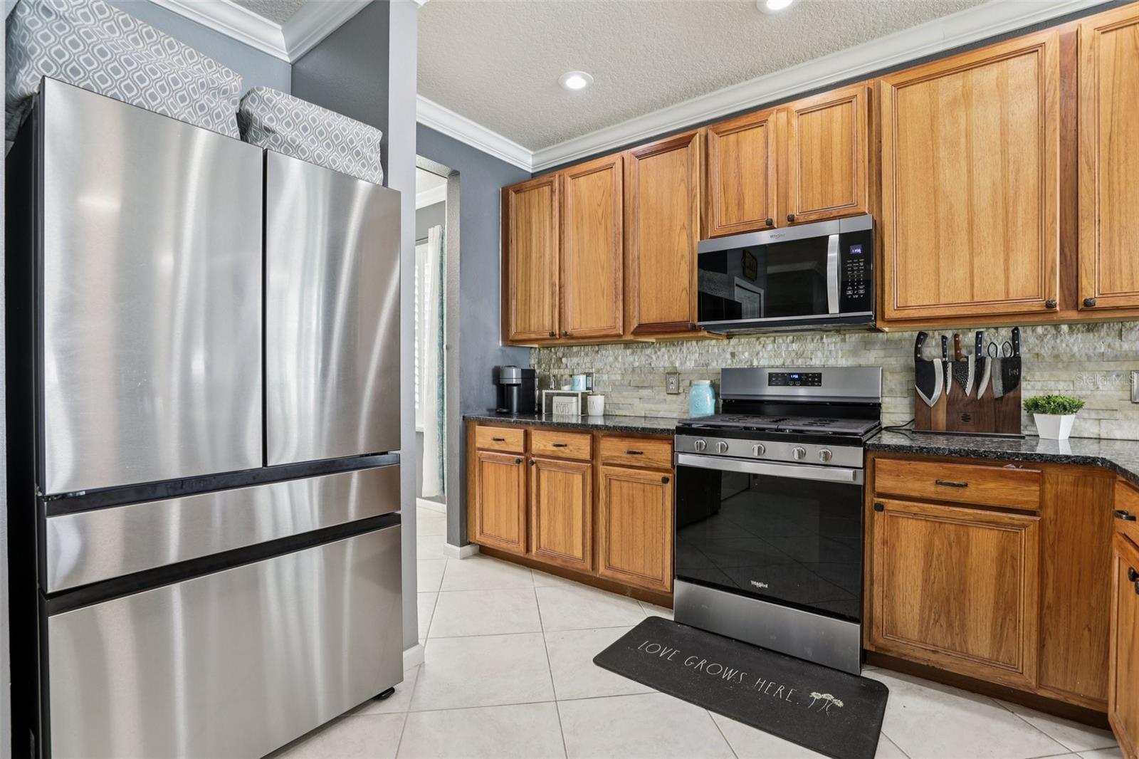 HUNTINGTON LAKES - Residential