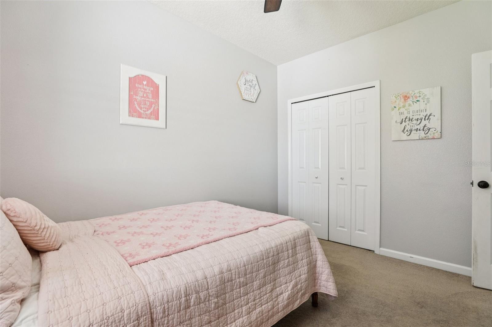 HUNTINGTON LAKES - Residential