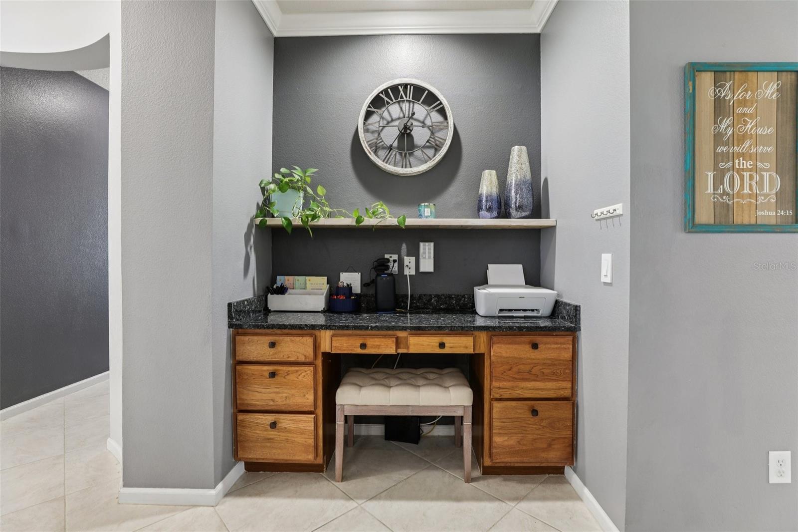 HUNTINGTON LAKES - Residential