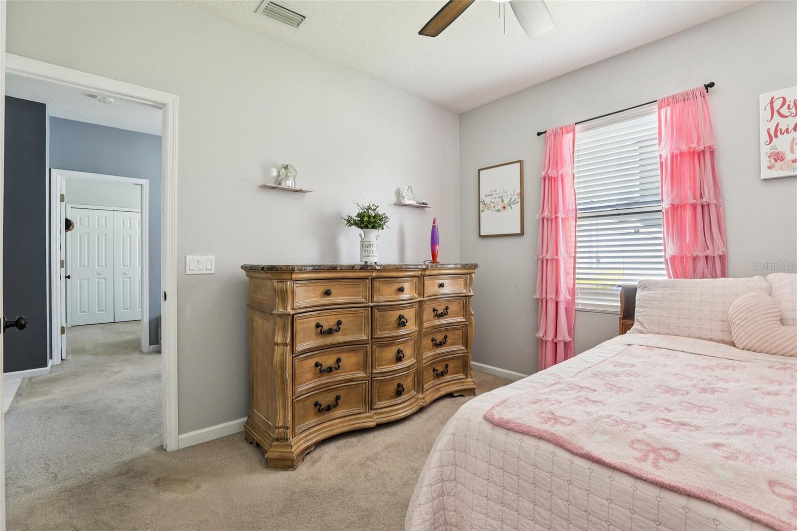 HUNTINGTON LAKES - Residential