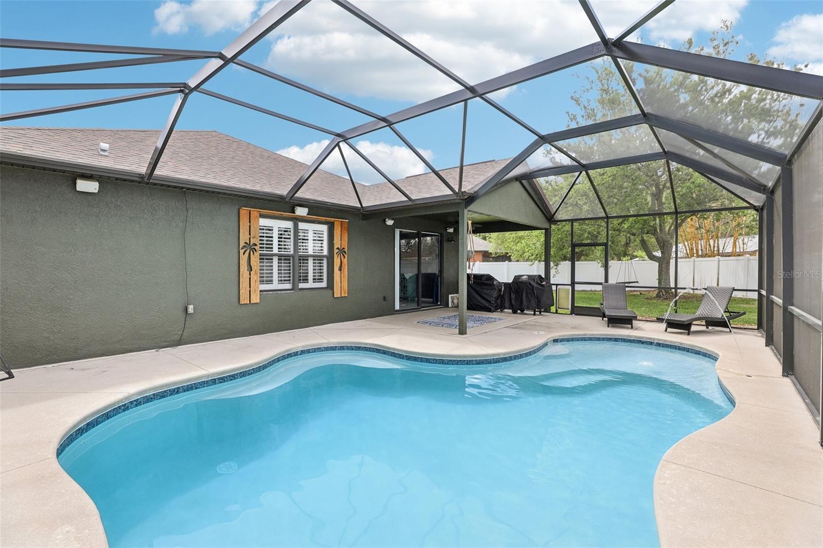 HUNTINGTON LAKES - Residential