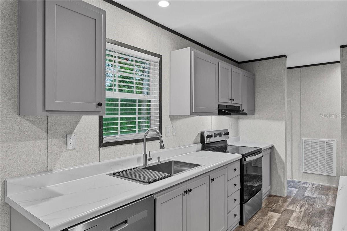 CHESTNUT HILL RANCHOS - Residential