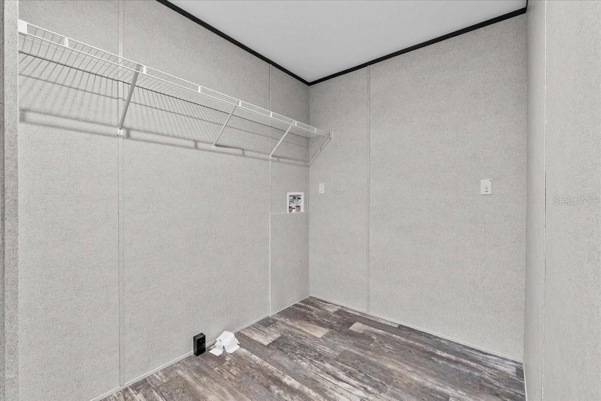 CHESTNUT HILL RANCHOS - Residential