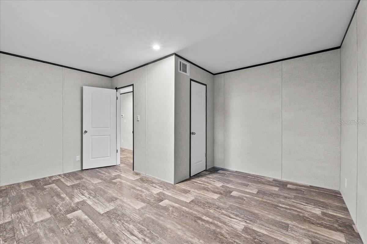 CHESTNUT HILL RANCHOS - Residential