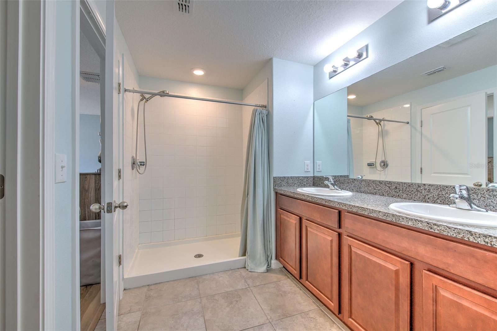 TWIN CREEKS PHASE I AND II - Residential