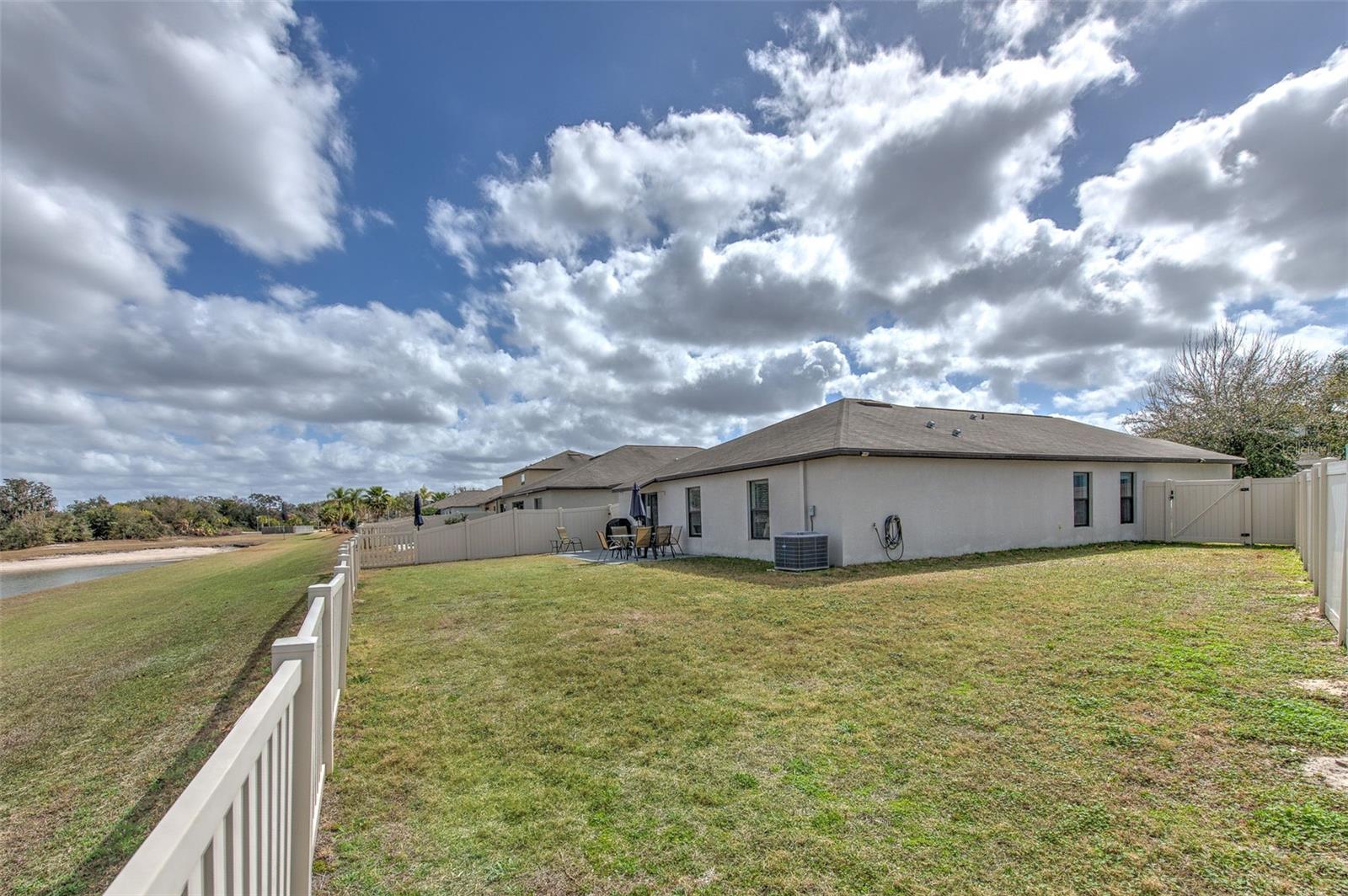 TWIN CREEKS PHASE I AND II - Residential