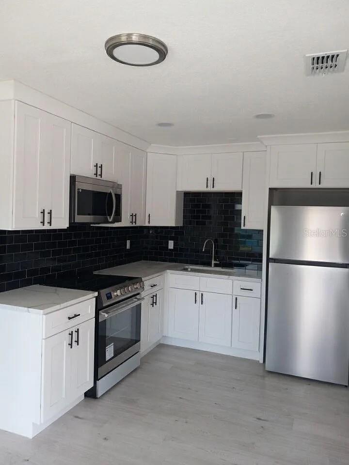 DIXIELAND REV - Residential Income