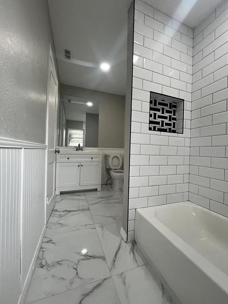 DIXIELAND REV - Residential Income