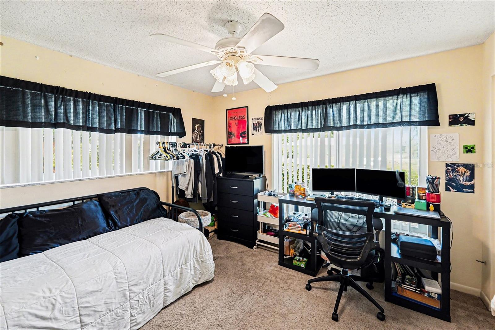 BONNIE BAY UNIT ONE - Residential