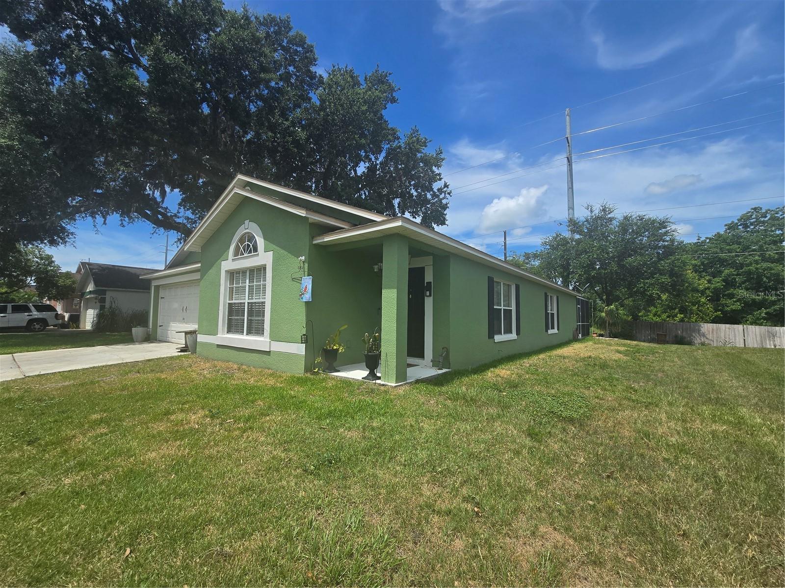 204 CANARY ISLAND CIRCLE