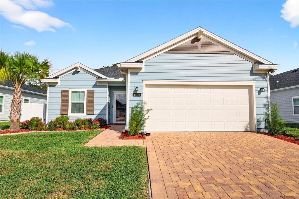 Photo of 4493 NW 14th Loop, Ocala, FL 34482 (MLS # O6350411)