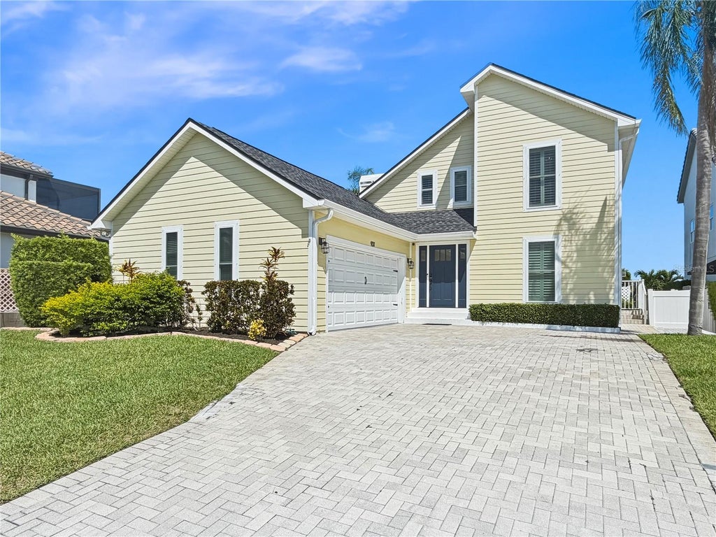 Photo of 931 Symphony Isles Boulevard, Apollo Beach, FL 33572 (MLS # TB8549554)