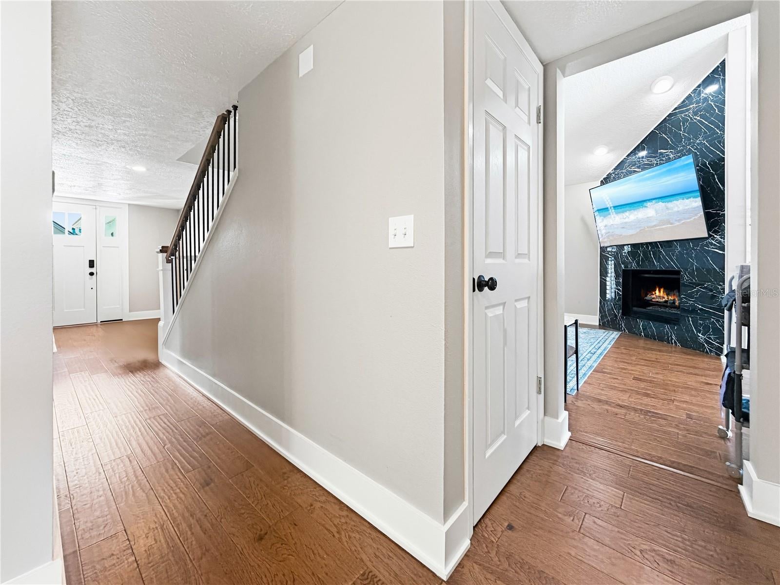 931 SYMPHONY ISLES BOULEVARD, APOLLO BEACH, FL, 33572 4 931 SYMPHONY ISLES BOULEVARD