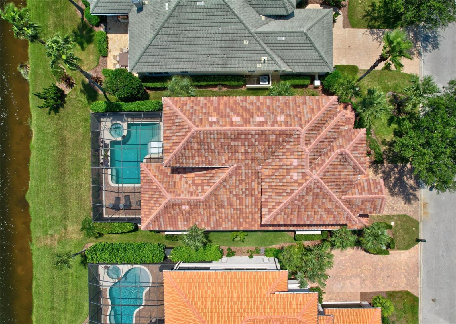 40 KINGFISHER LANE