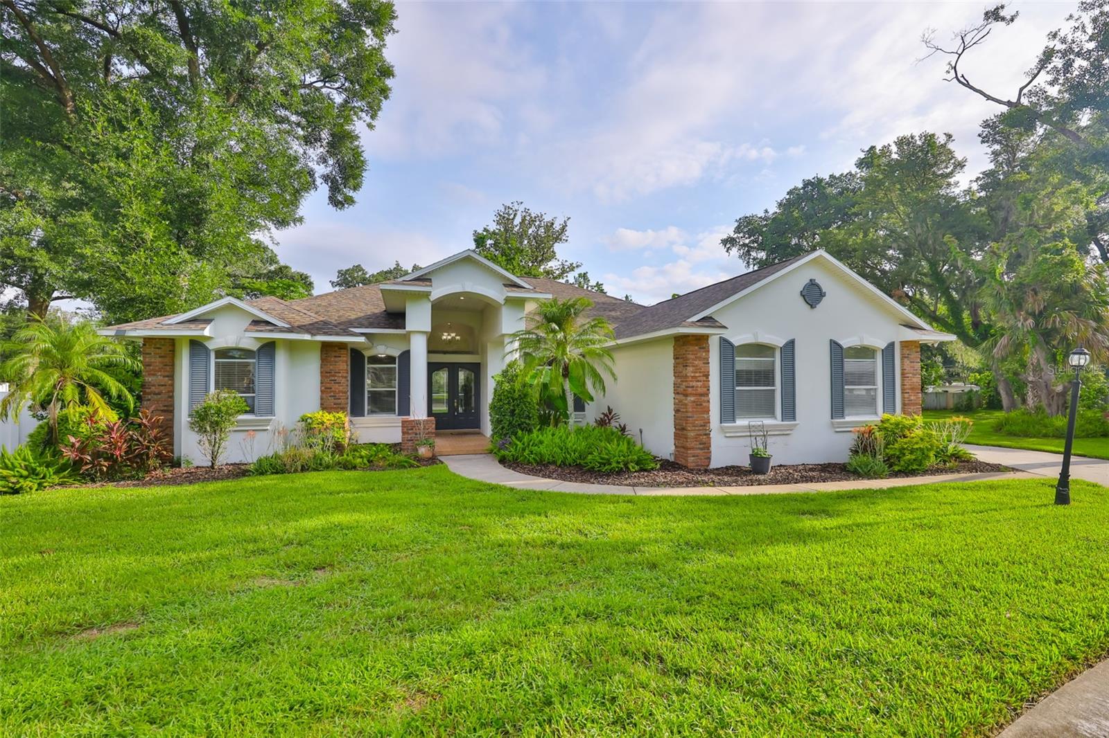 401 HAVENWOOD WAY