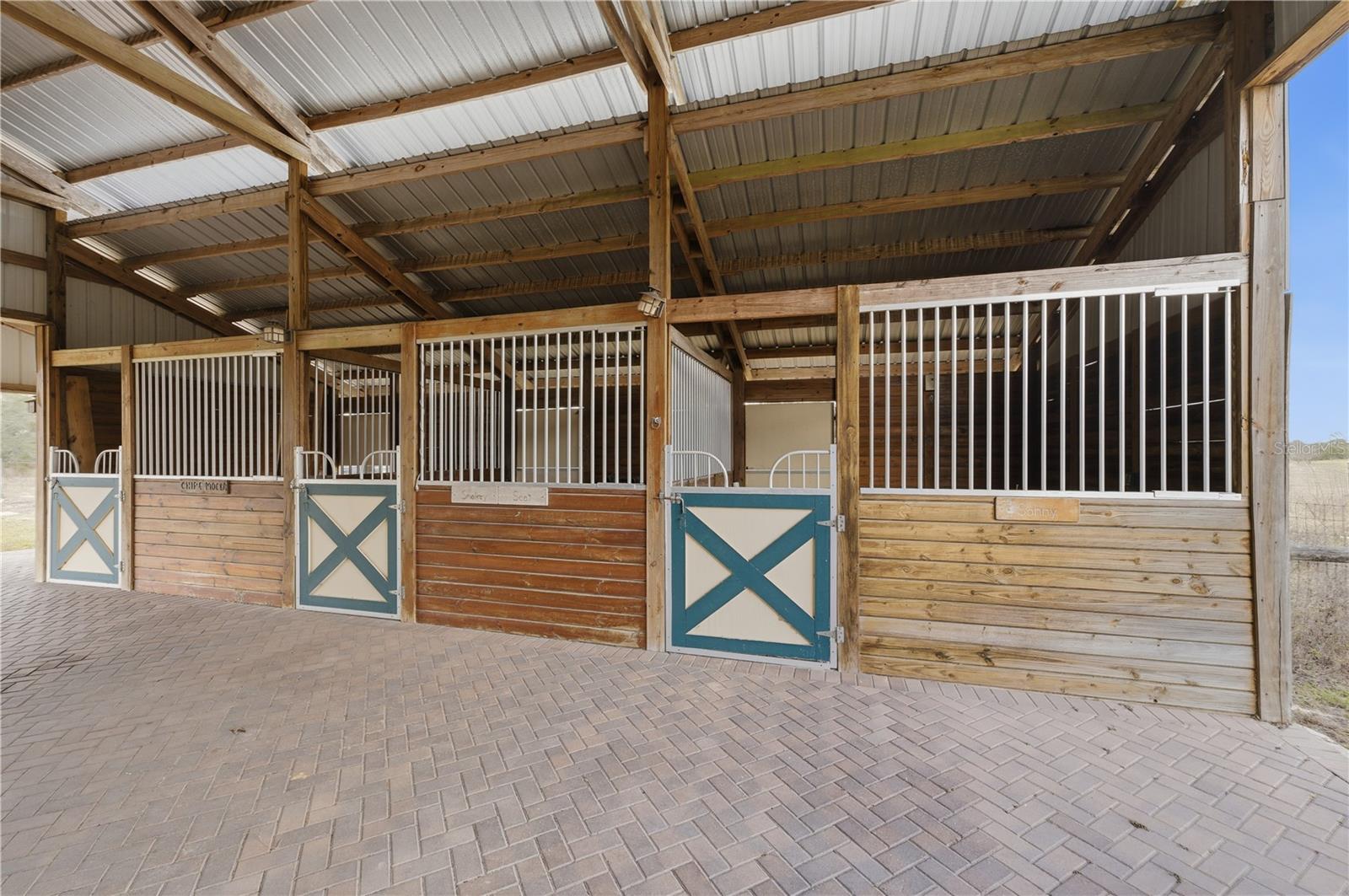 ACREAGE - Residential