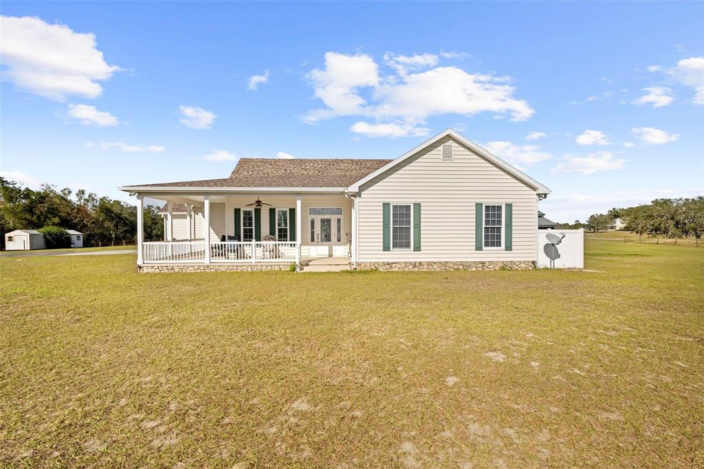 Photo of 5425 Glorious Trail, Brooksville, FL 34602 (MLS # W7881572)