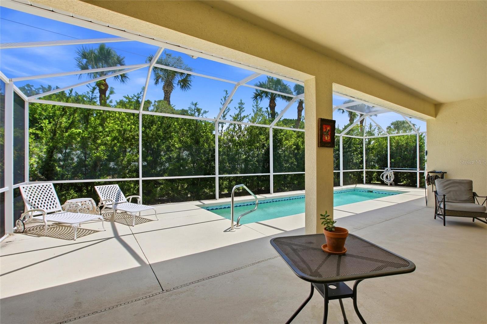 RIVER PLACE - Residential