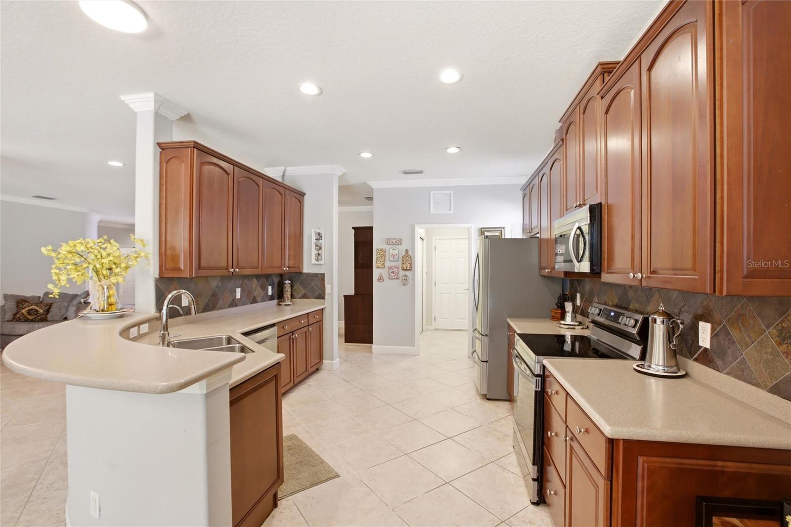 RIVER PLACE - Residential