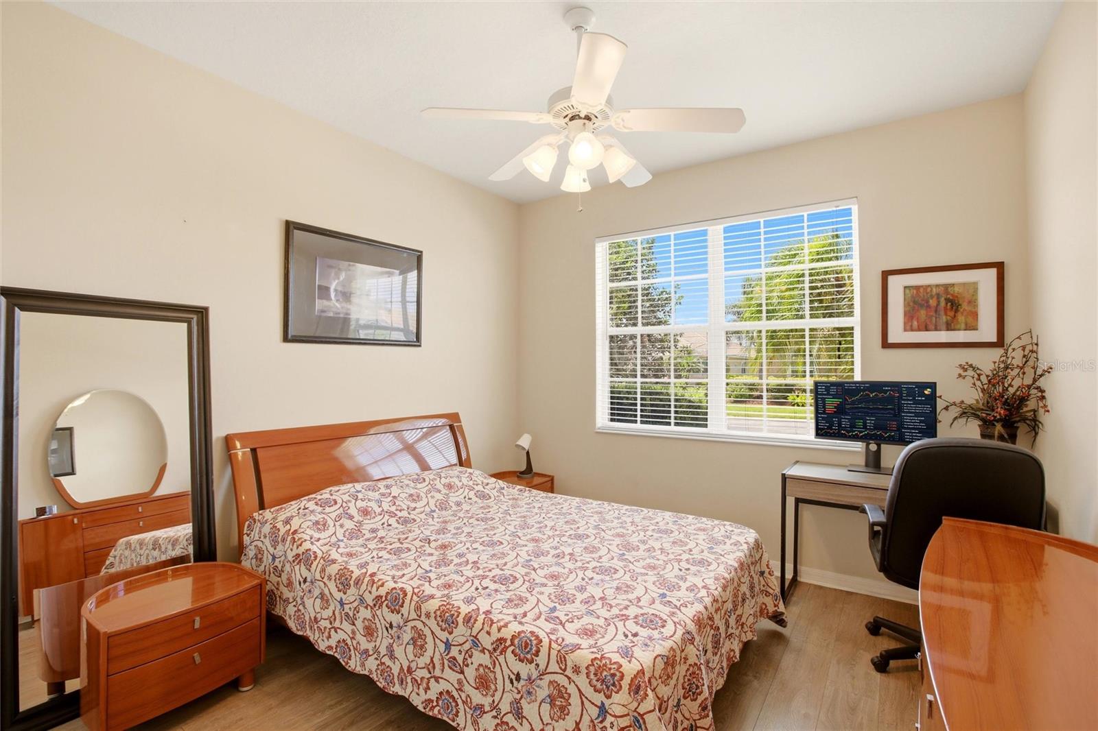 RIVER PLACE - Residential