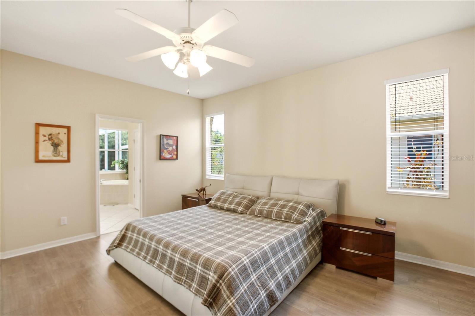 RIVER PLACE - Residential