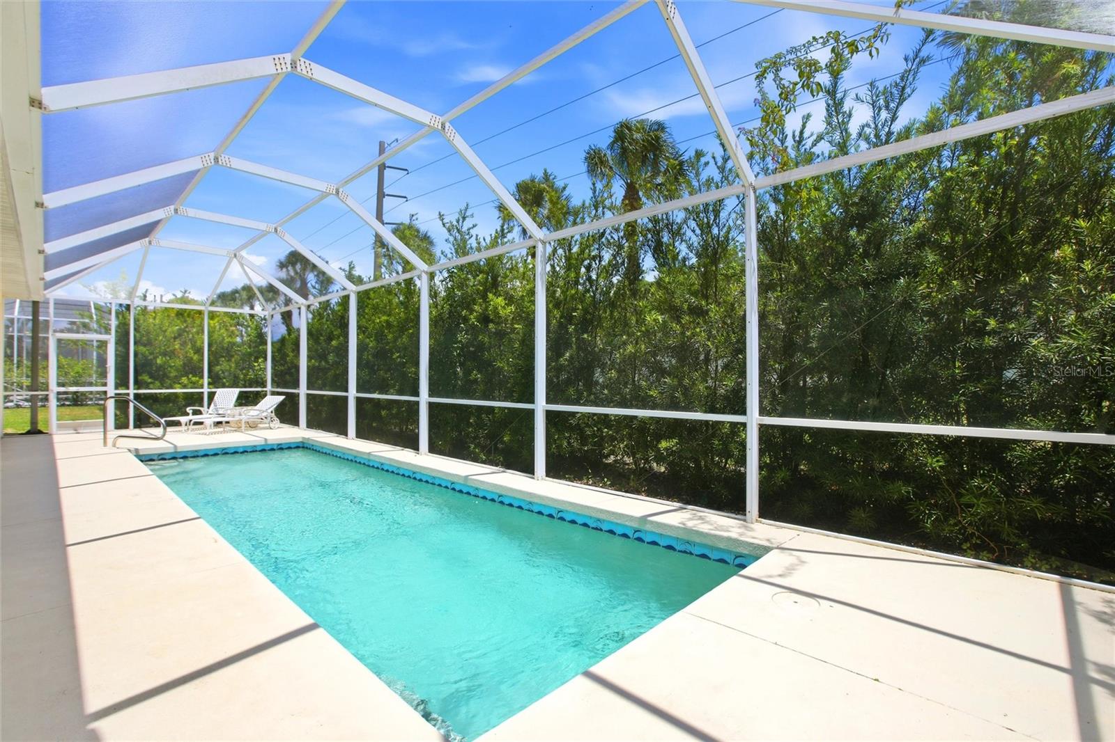 RIVER PLACE - Residential