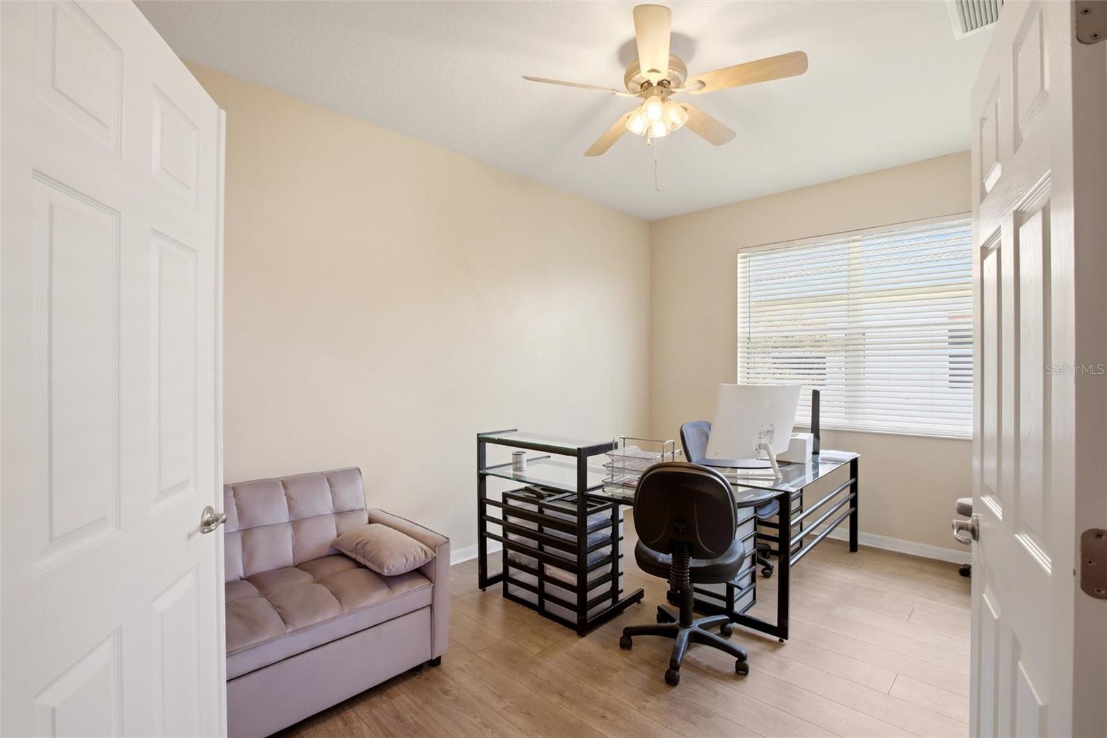 RIVER PLACE - Residential