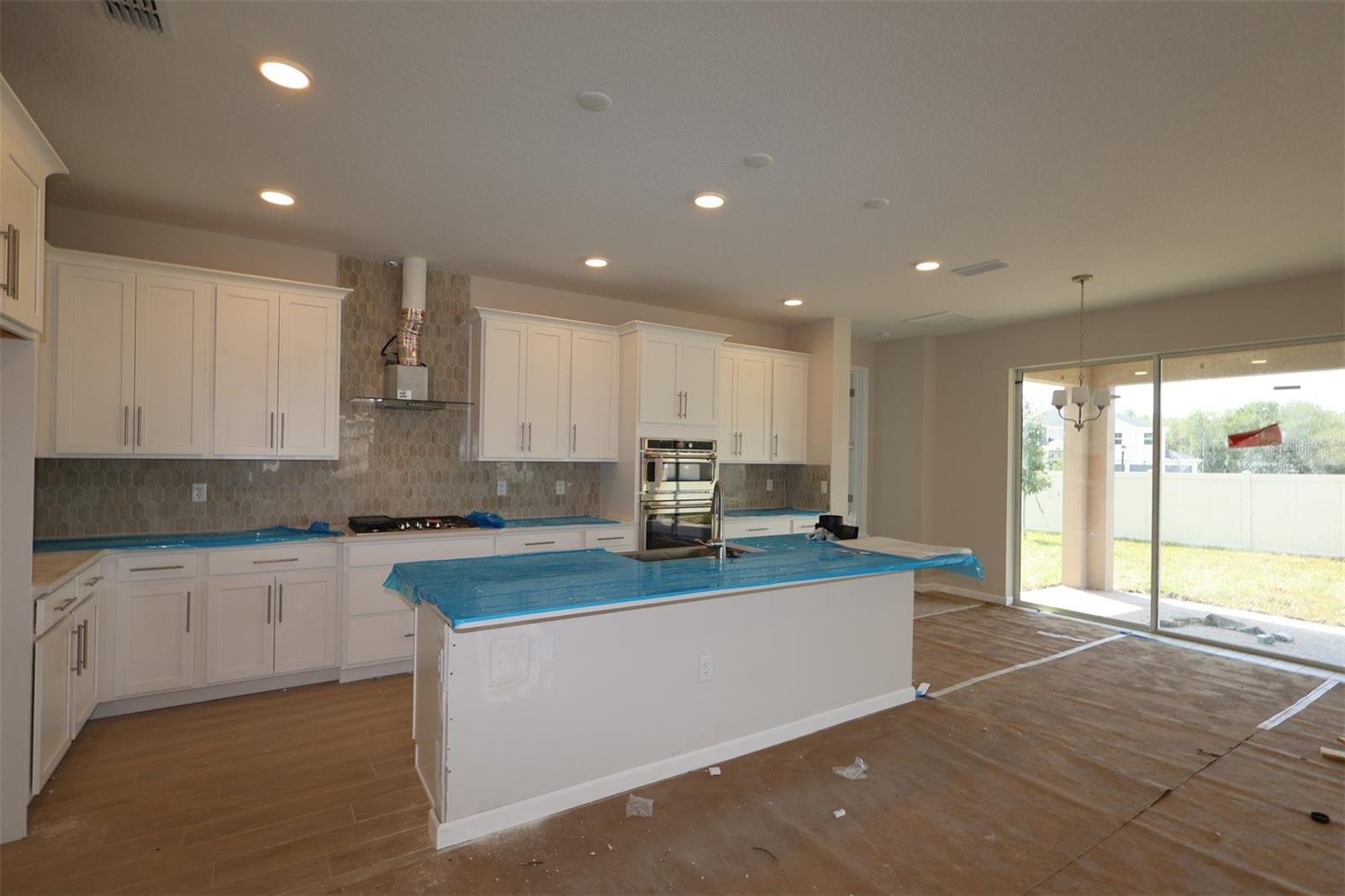 WILLOW RUN - Residential