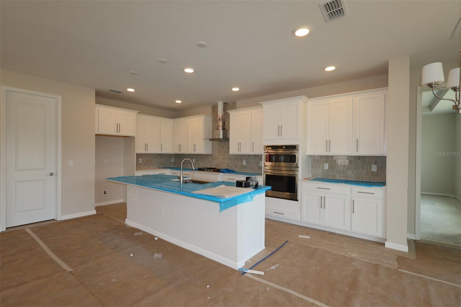 WILLOW RUN - Residential