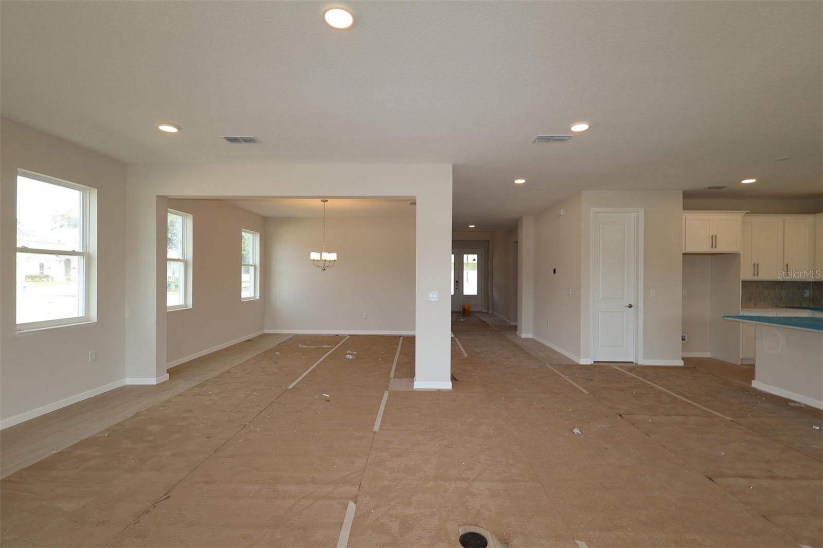 WILLOW RUN - Residential