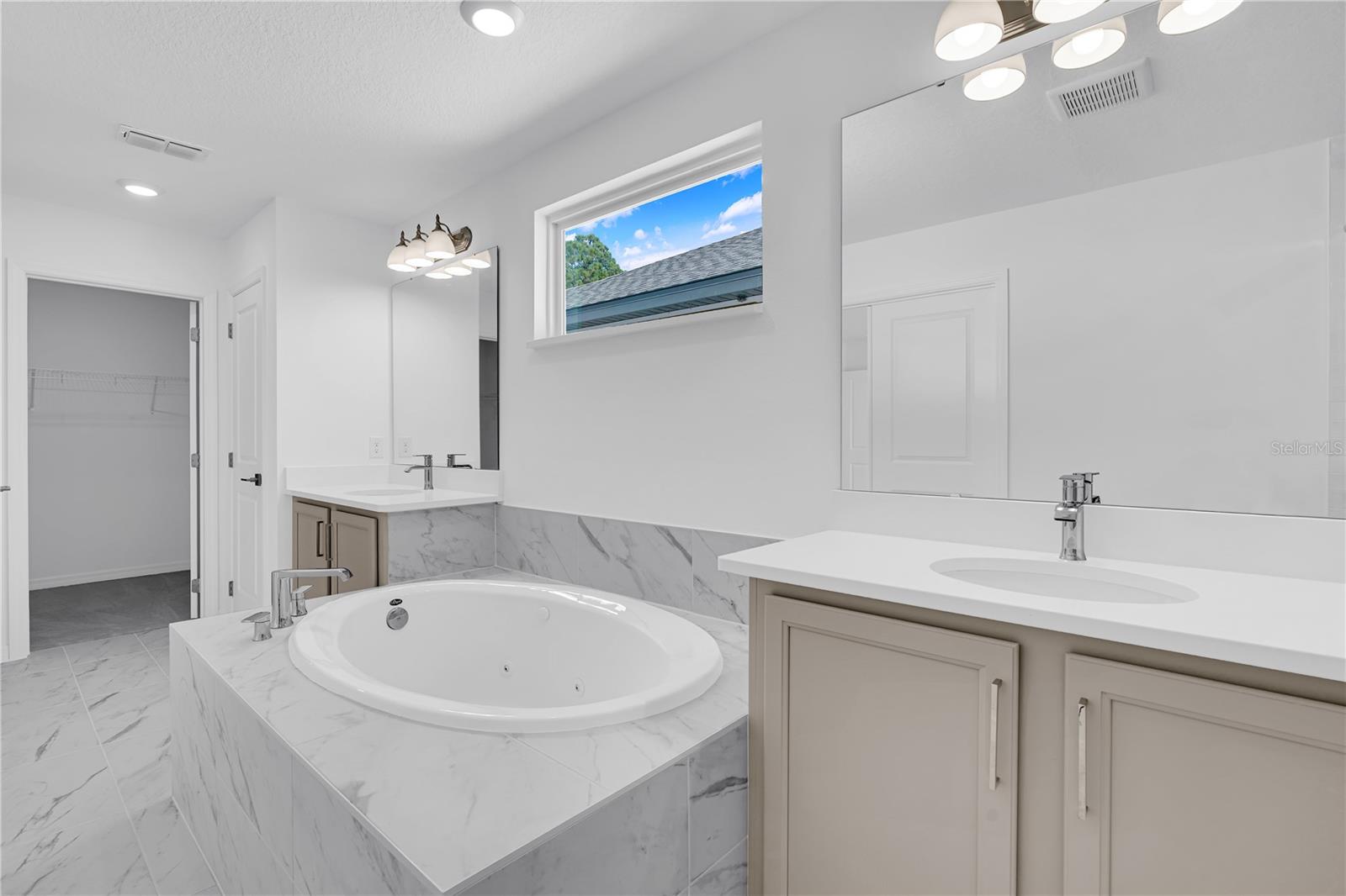 NORTHLAKE/OVATION PH 1 - Residential