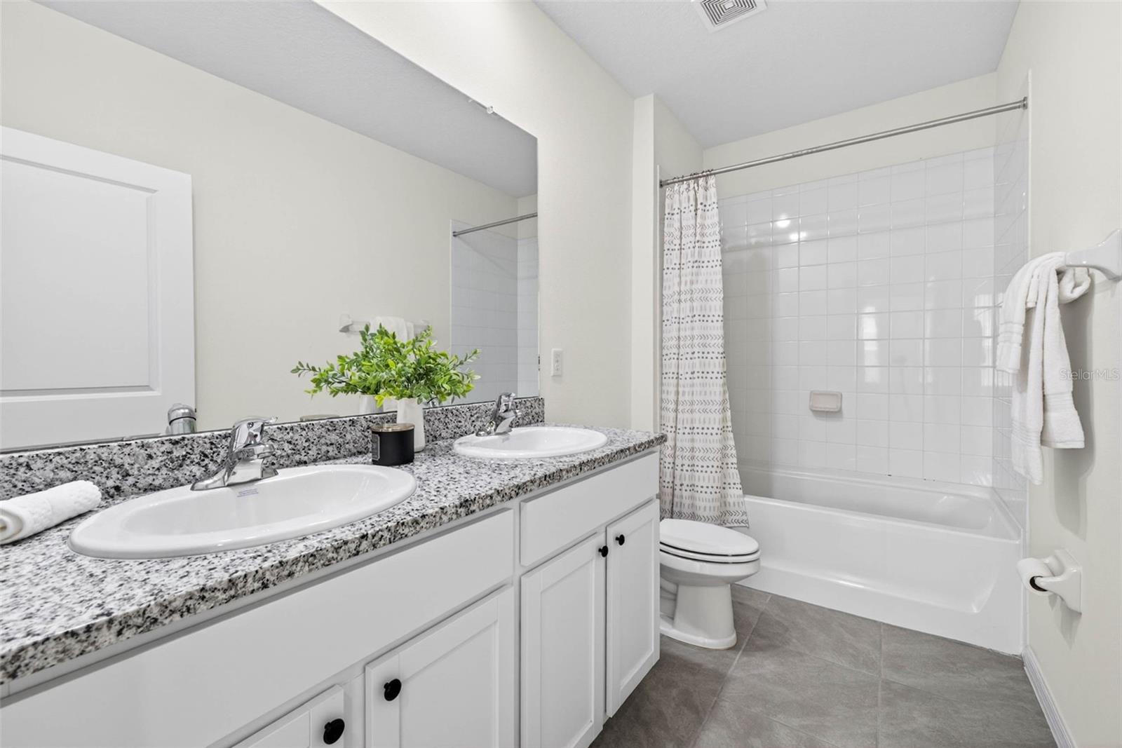 TWO RIVERS PRCL A2 PH A - Residential