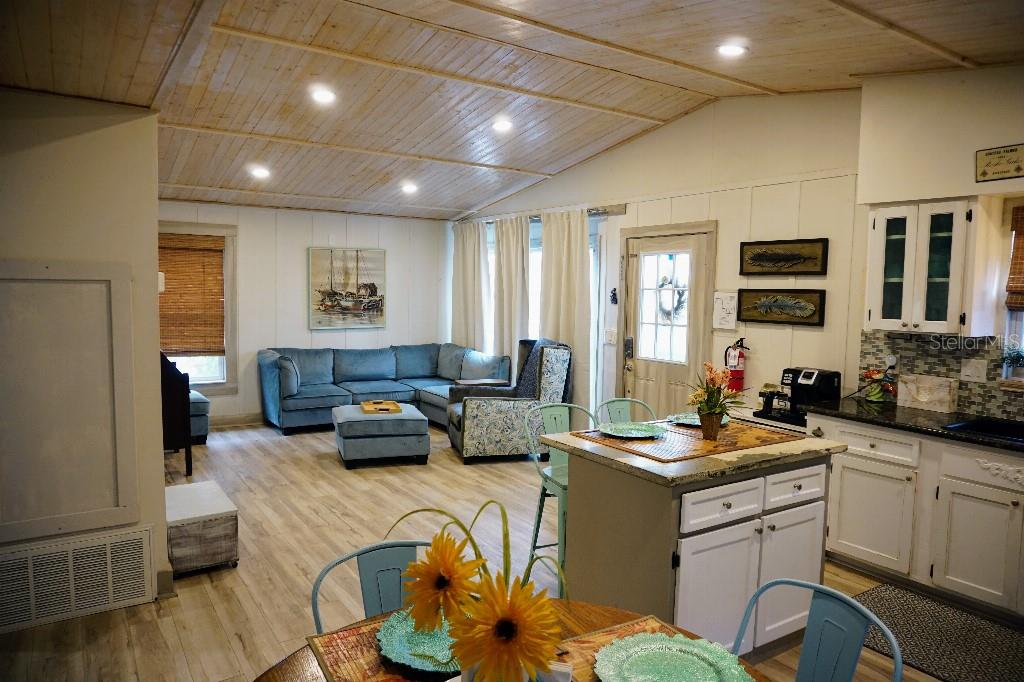 ILEXHURST - Residential