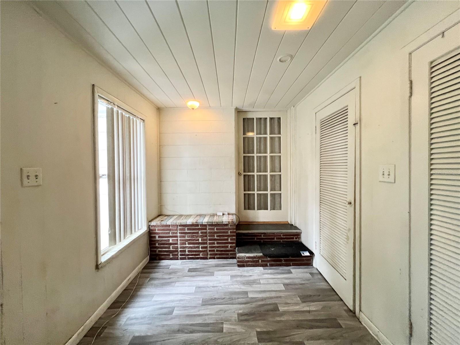 SHORE ACRES - Residential