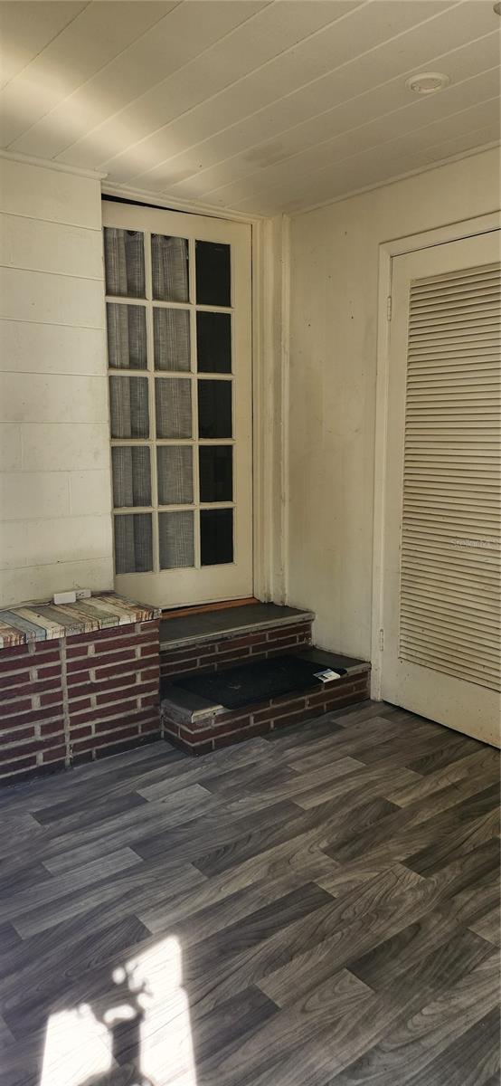 SHORE ACRES - Residential