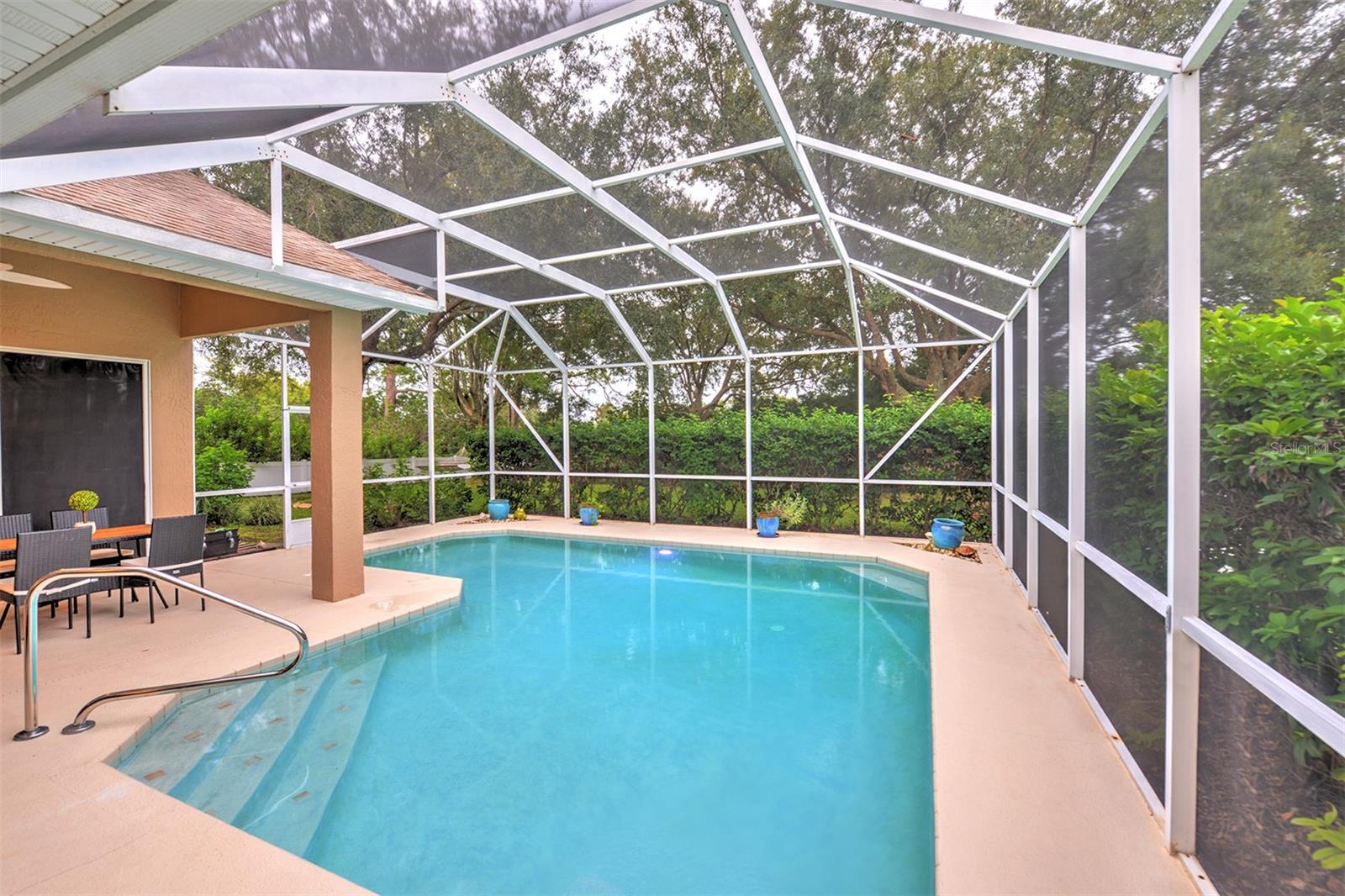 WINDSOR COURT AT SPRUCE CREEK - Residential