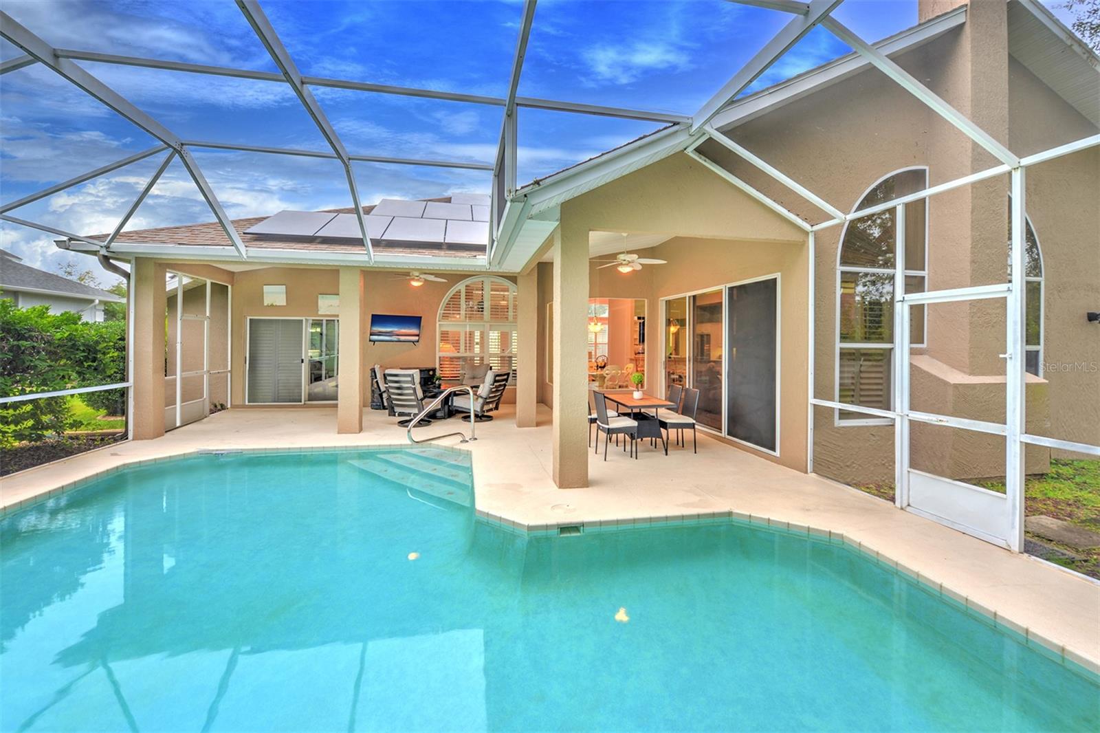 WINDSOR COURT AT SPRUCE CREEK - Residential